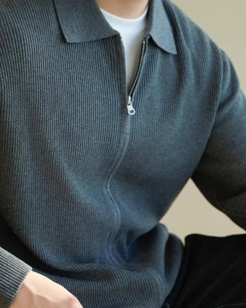 100% Premium Wool zip-sweater